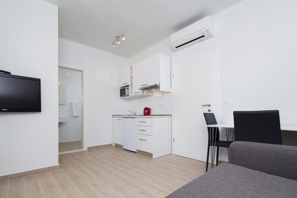 Apartments Panorama ロクヴァ・ロゴズニツァ 部屋 写真